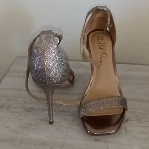 Size 10 brown/bronze heeled sandals